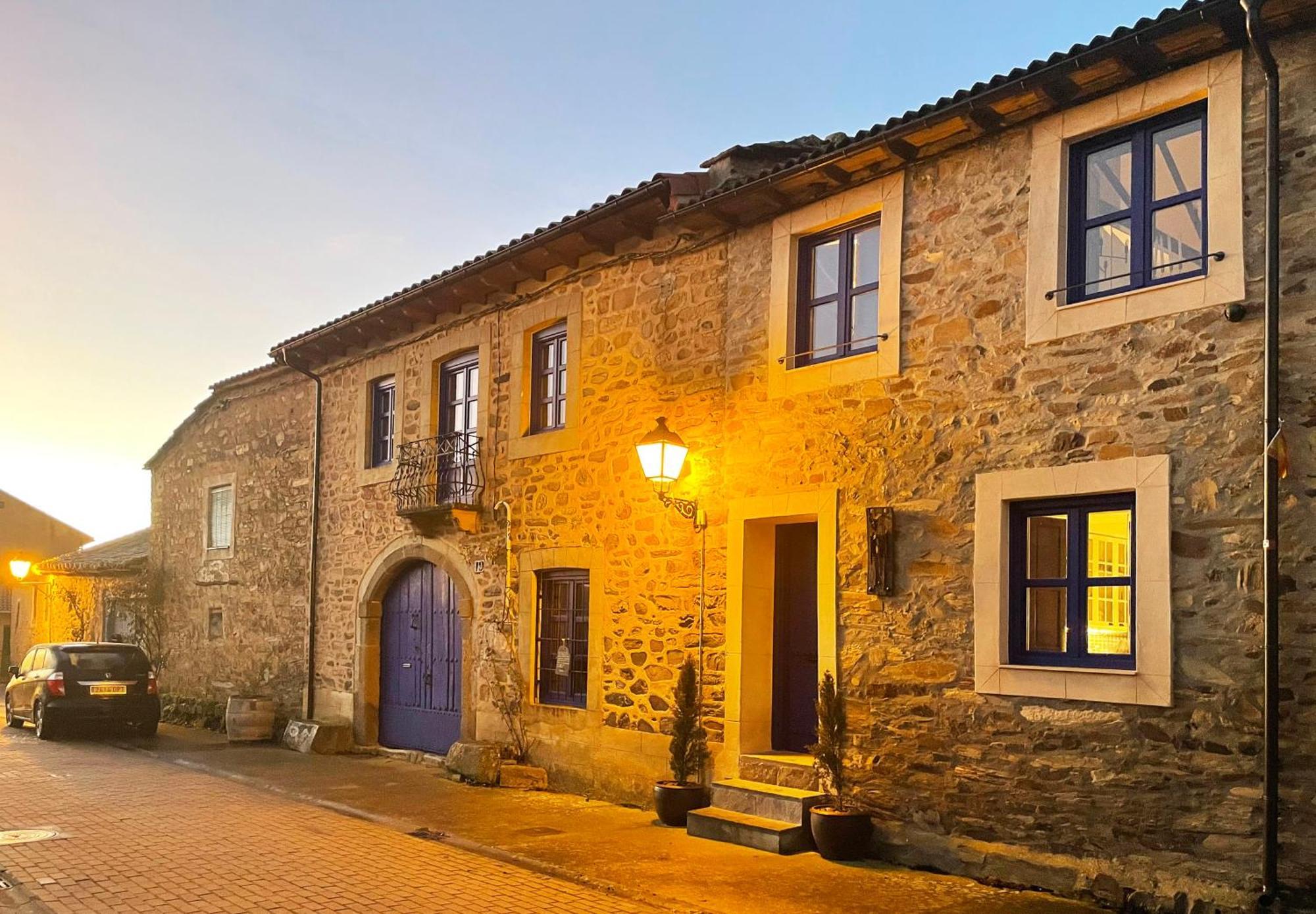 Via Avis Pension Santa Catalina de Somoza Buitenkant foto